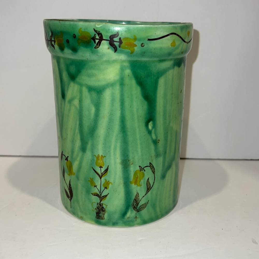 Floral Green Swirl Vase Flower Pot Ceramic 6”T by 4.5” Across